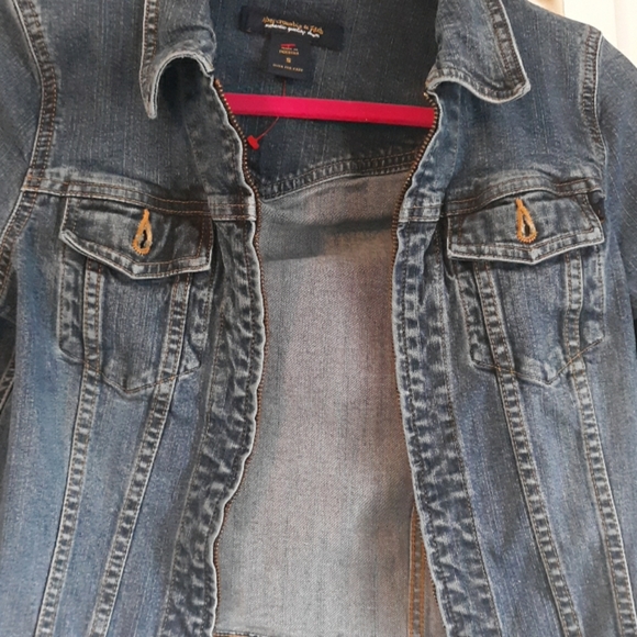 Jean jacket - Picture 2 of 7
